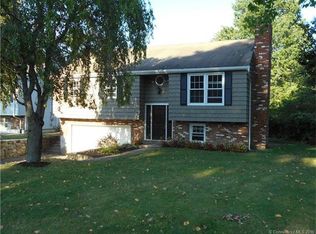 1797 Litchfield Tpke, Woodbridge, CT 06525