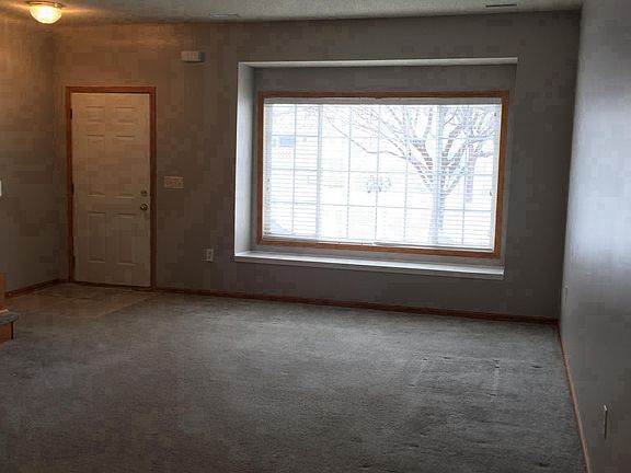 Main level - Living Room