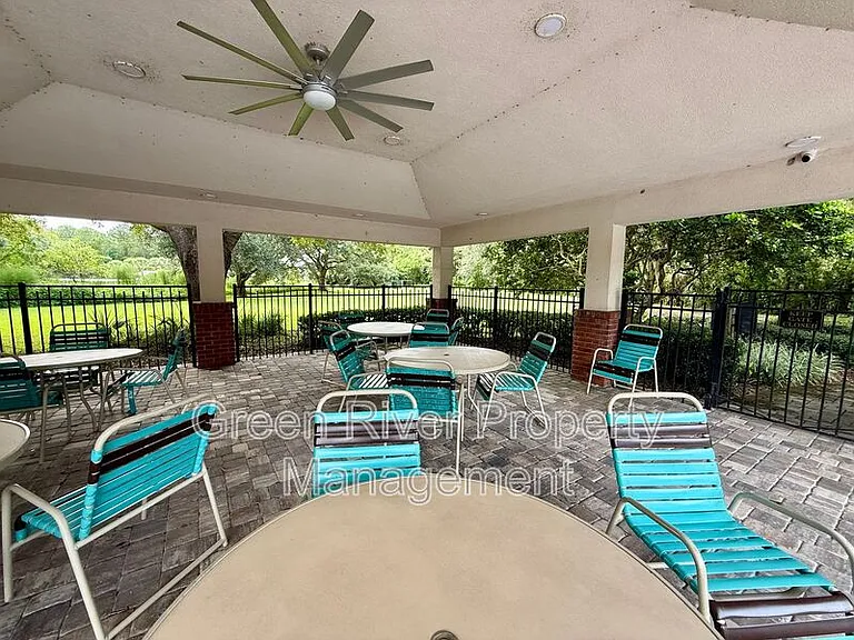 8716 Canopy Oaks Dr — Photo 57
