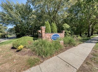 5 Saint Marc Cir #H, South Windsor, CT 06074