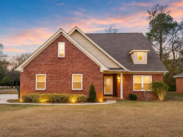 101 Brockton Ct, Dothan, AL 36305