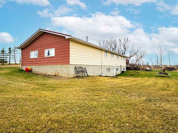 3rd image of 291062 Township Road 164