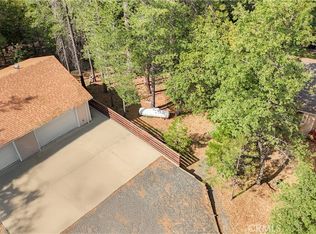 5990 Sugar Pine Dr, Coulterville, CA