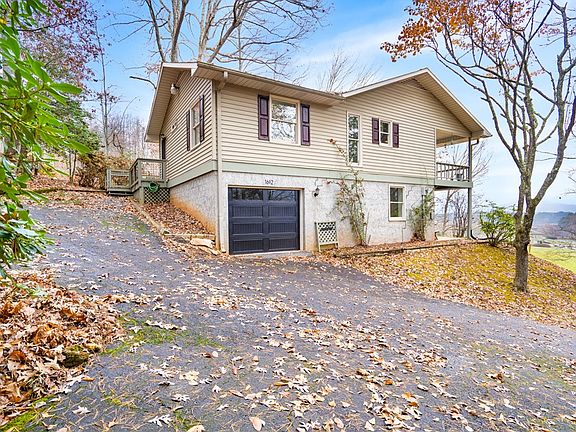 4th image of 1612 Lakeview Dr