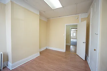 Rented by Rennit Inc.