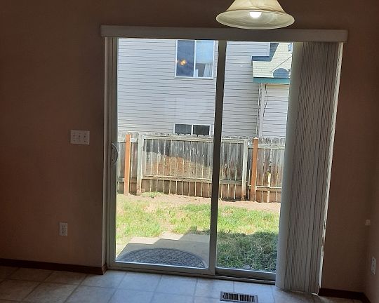2nd image of 1001 W Harvest Moon Ave