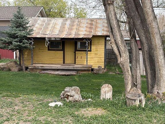 2nd image of 411 N Lena St