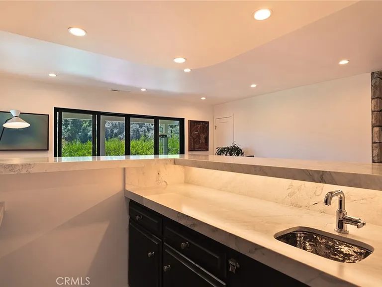 1310 J Lee Cir — Photo 16