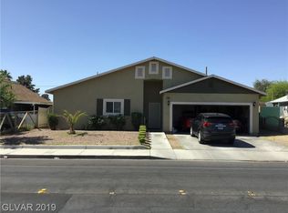 1006 E Oakey Blvd, Las Vegas, NV 89104