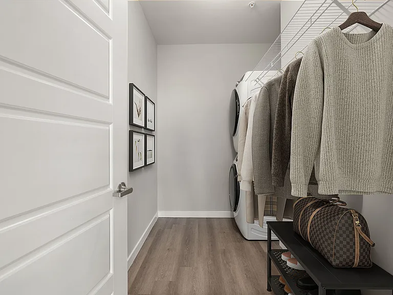 27-web-or-mls-Laundry.Closet