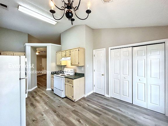 4th image of 4351 Kentbrook Dr
