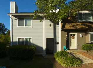 111 Woodlake Dr, Charlottesville, VA