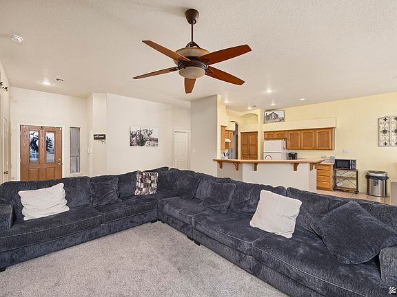 5th image of 10334 E 38th Ln