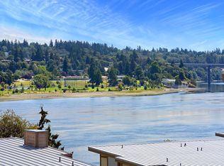 2542 Waterside Ln, Bremerton, WA 98312