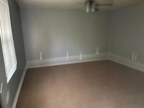 5th image of 304 S Magnolia St APT C
