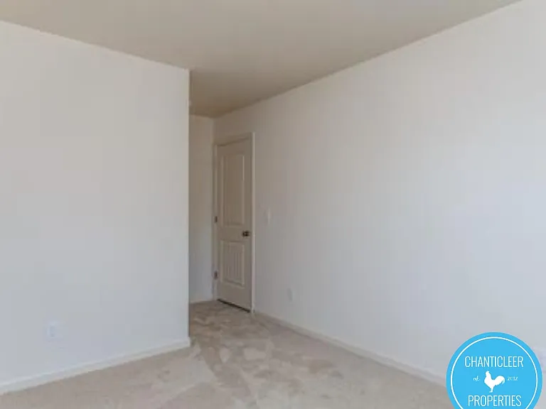 227 Socket St #1 — Photo 10