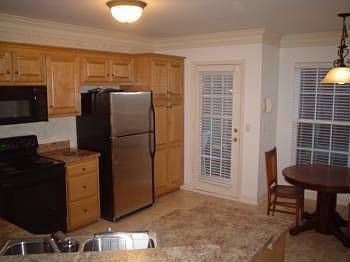 3rd image of 1634 Brentwood Pointe