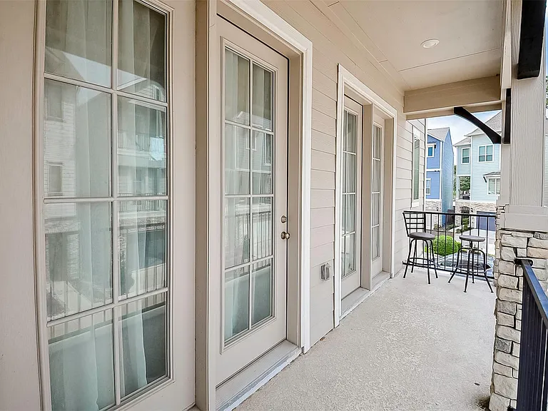 11021 Mikula Dr — Photo 33