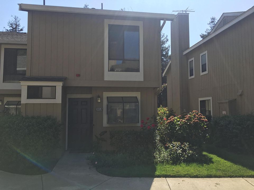 Front View (End Unit)