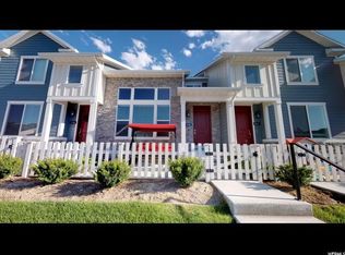 1046 W Narrows Ln, Bluffdale, UT 84065