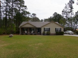 1922 Kingfisher Dr, Morehead City, NC 28557
