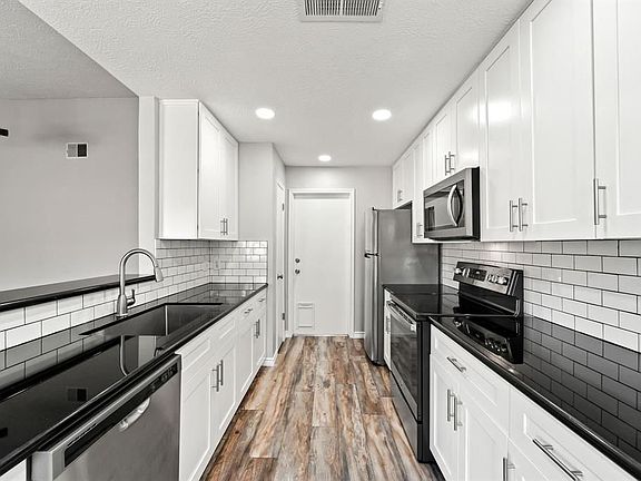 4th image of 21318 Park Rock Ln
