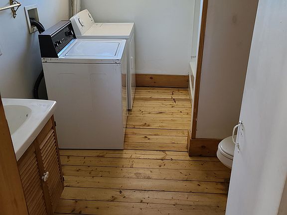 5th image of 20 Petes Greens Rd #5