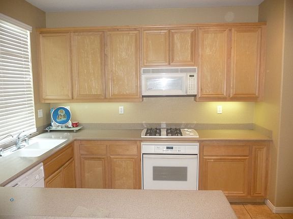 3rd image of 1260 S Cabernet Cir