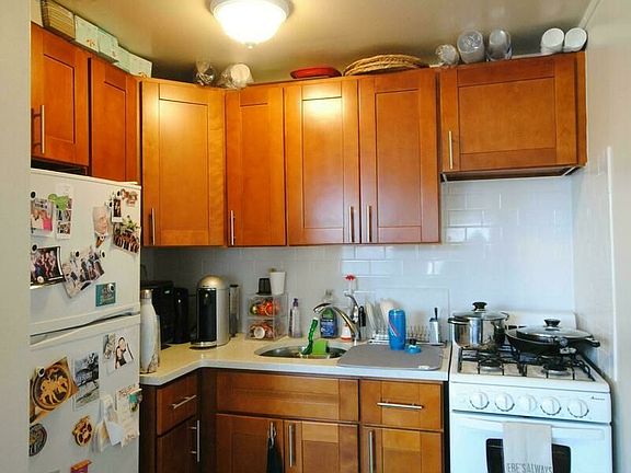 4th image of 89 Bleecker St APT 6A