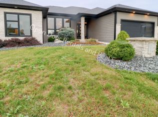155 Ln 282b Hamilton Lk, Hamilton, IN 46742