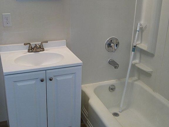 4th image of 5108 S Dawson St APT 01