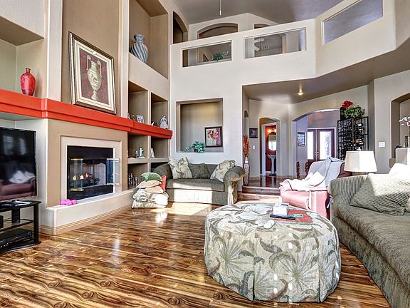 5th image of 8921 Glenistar Gate Ave