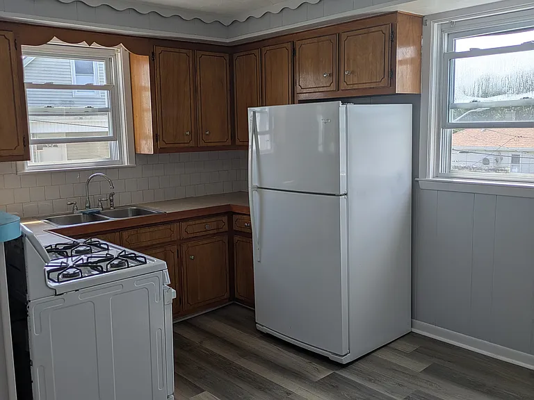 224 Doyle St #2 — Photo 6
