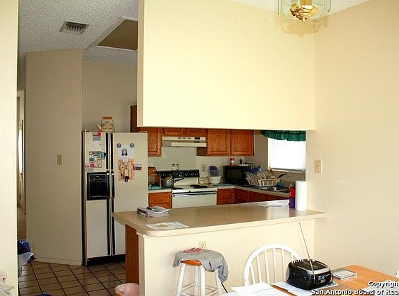 4th image of 5930 Larkmeadow Dr
