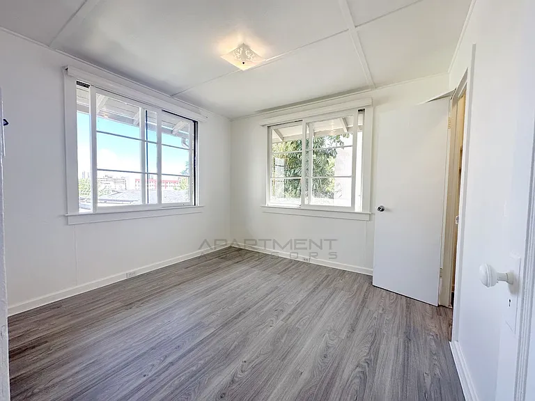 1089 Karratti Ln — Photo 5