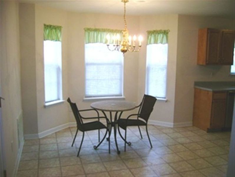 3rd image of 107 MORNING GLORY Way