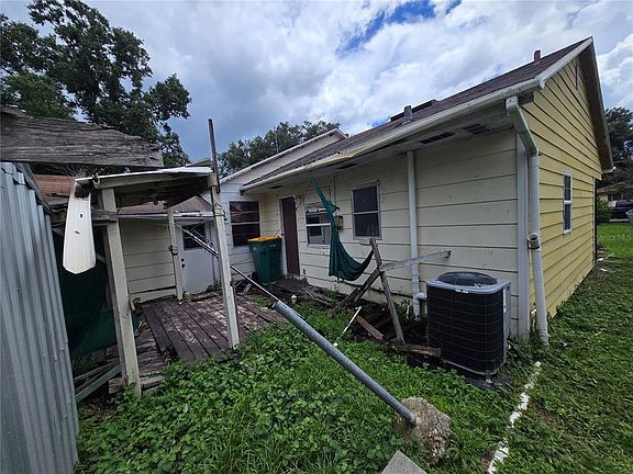 4th image of 2714 SAMPLE STREET