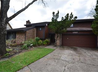 12827 Corona Ln, Houston, TX 77072