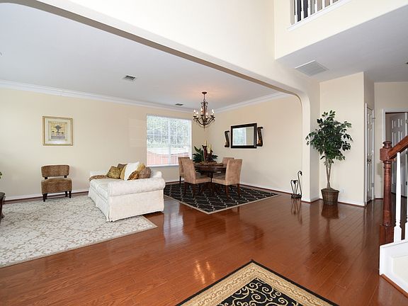 2nd image of 3603 Pinnacle Dr