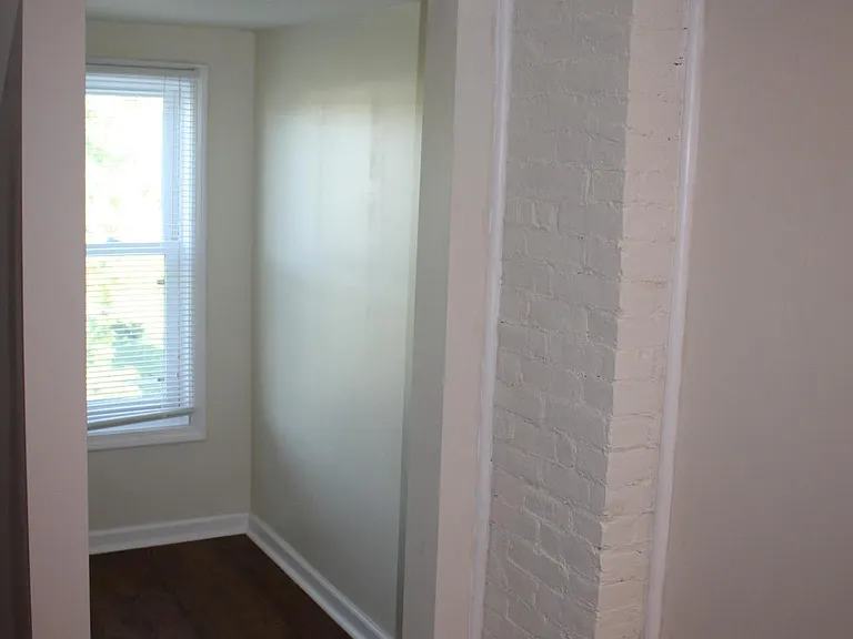 1466 Indianola Ave — Photo 27
