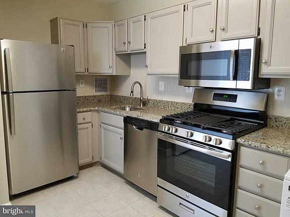 5th image of 3705 S George Mason Dr APT 2308S