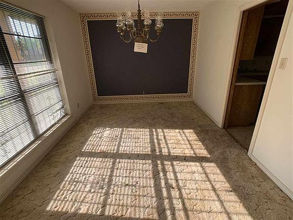 5th image of 63 Meadowview Dr
