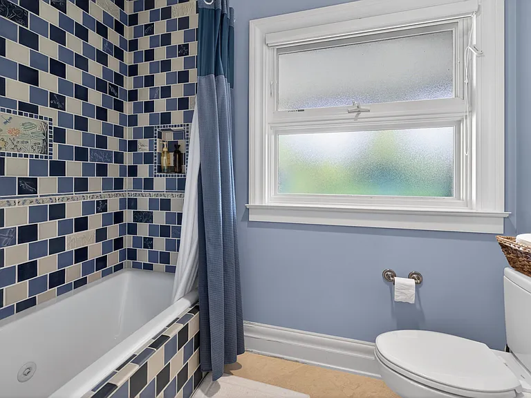 10419 NE 53rd St — Photo 38