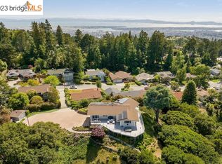 12640 Brookpark Rd, Oakland, CA 94619