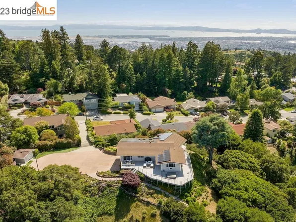 12640 Brookpark Rd, Oakland, CA 94619