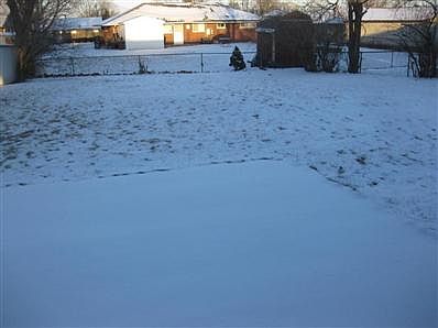 2nd image of 930 Stephen Dr W
