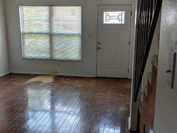 4th image of 245 Barlow Ave #29