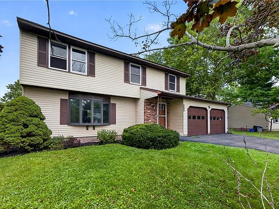 3rd image of 5547 Veneto Dr