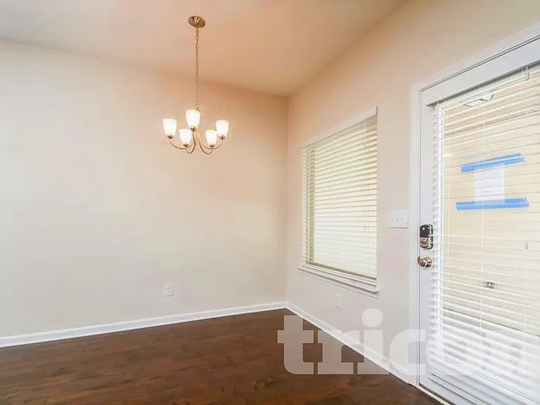 2153 Cason Ln — Photo 7