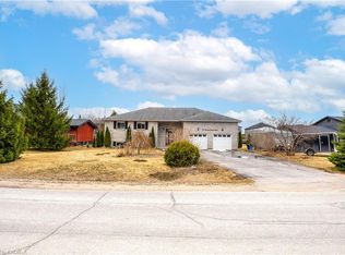20 Wasaga Sands Dr, Wasaga Beach, ON L9Z1J6